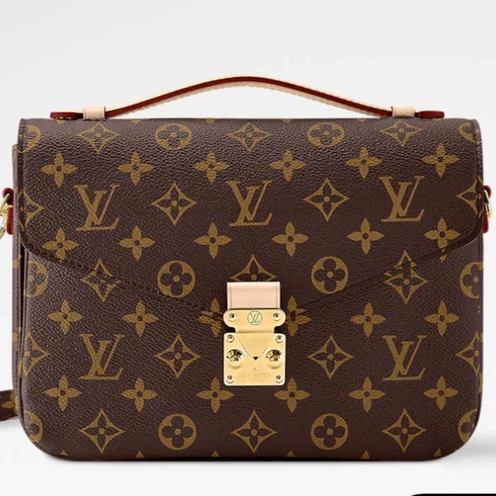 Louis Vuitton Pochette Metis Monogram Canvas Shoulder Crossbody Bag.